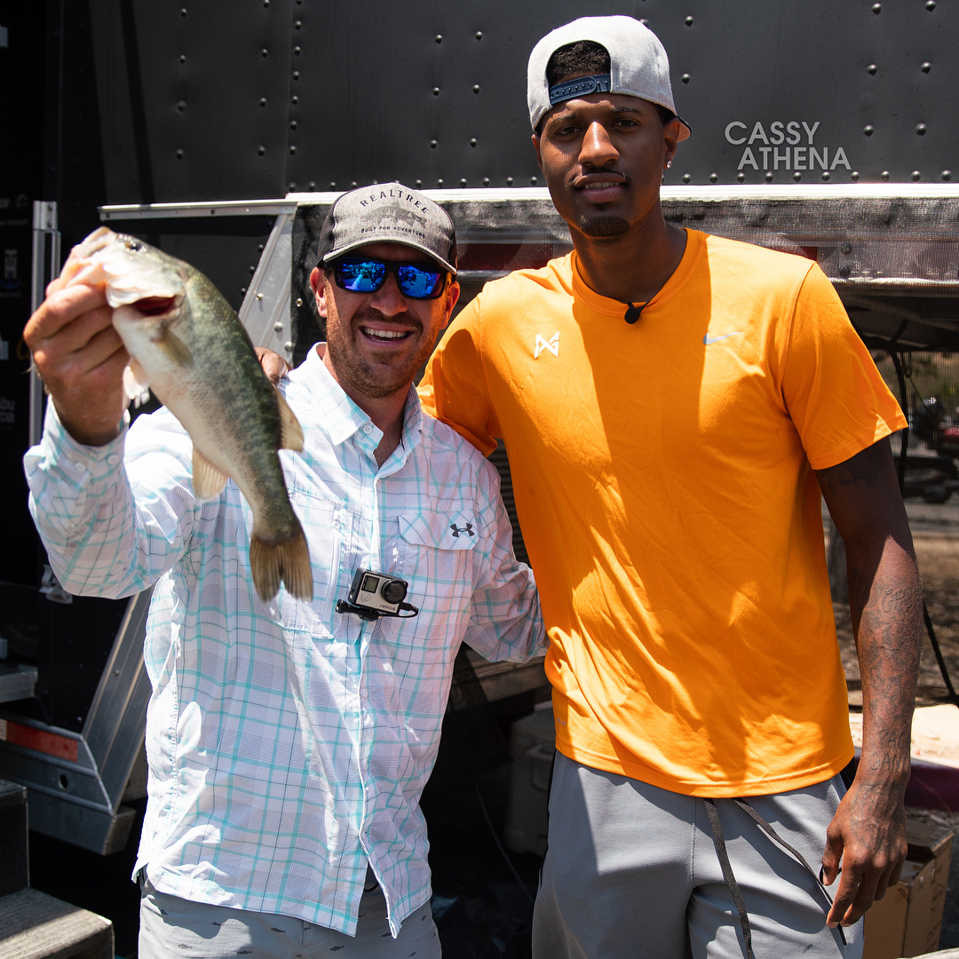 波多尔斯基：现在的拜仁踢得很有统治力；希望阿森纳英超夺冠（波多尔斯基：拜仁展现统治力，盼阿森纳问鼎英超）