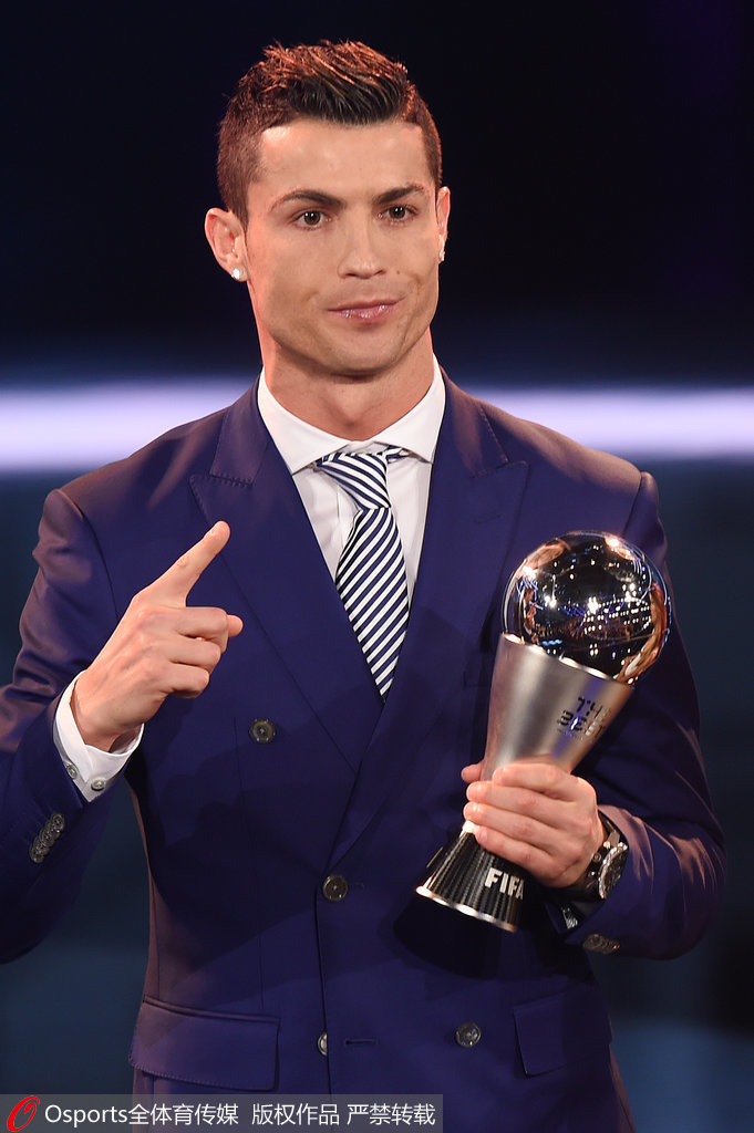 广东男篮主场负于山西，失误频繁，磨合不足，首战失利，需加强调整。（广东男篮主场不敌山西，失误过多磨合不畅，开门黑亟待调整）