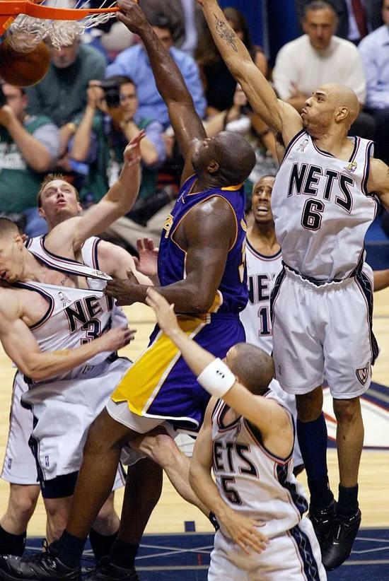 开启留洋之路，徐彬社媒IP地址已显示在英国（徐彬社媒IP定位英国，海外之旅或已启程）