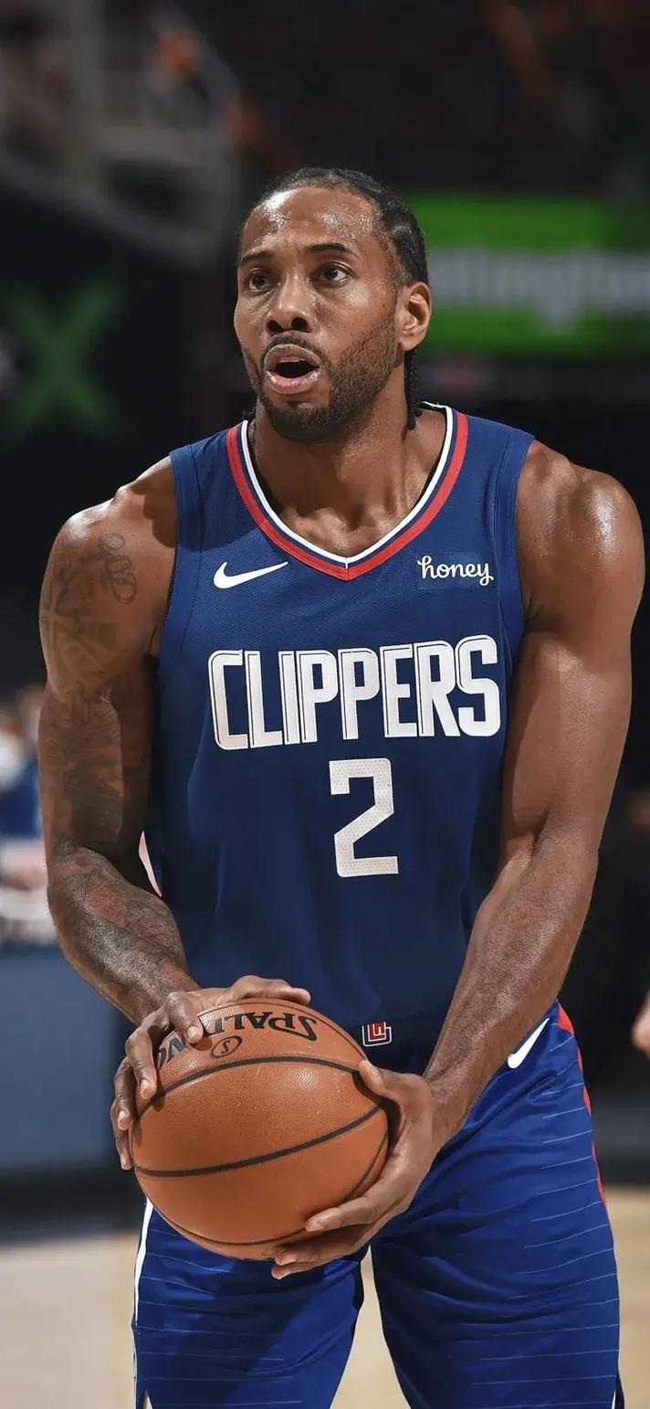 NBA交易市场最新动态：火箭完成签约,（火箭完成签约，NBA交易市场最新进展）